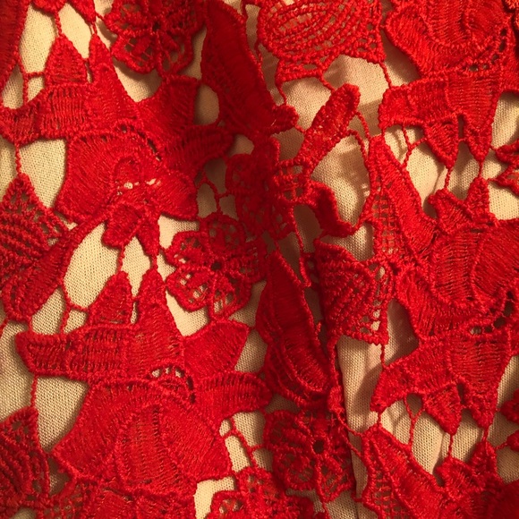 Francesca's Collections Dresses & Skirts - Red summer dress with gold accent